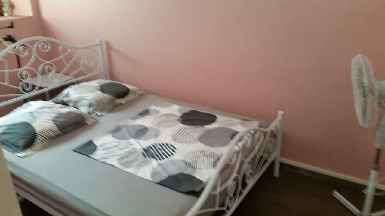 Chambre D'Hote A Saint-Pierre Exteriör bild